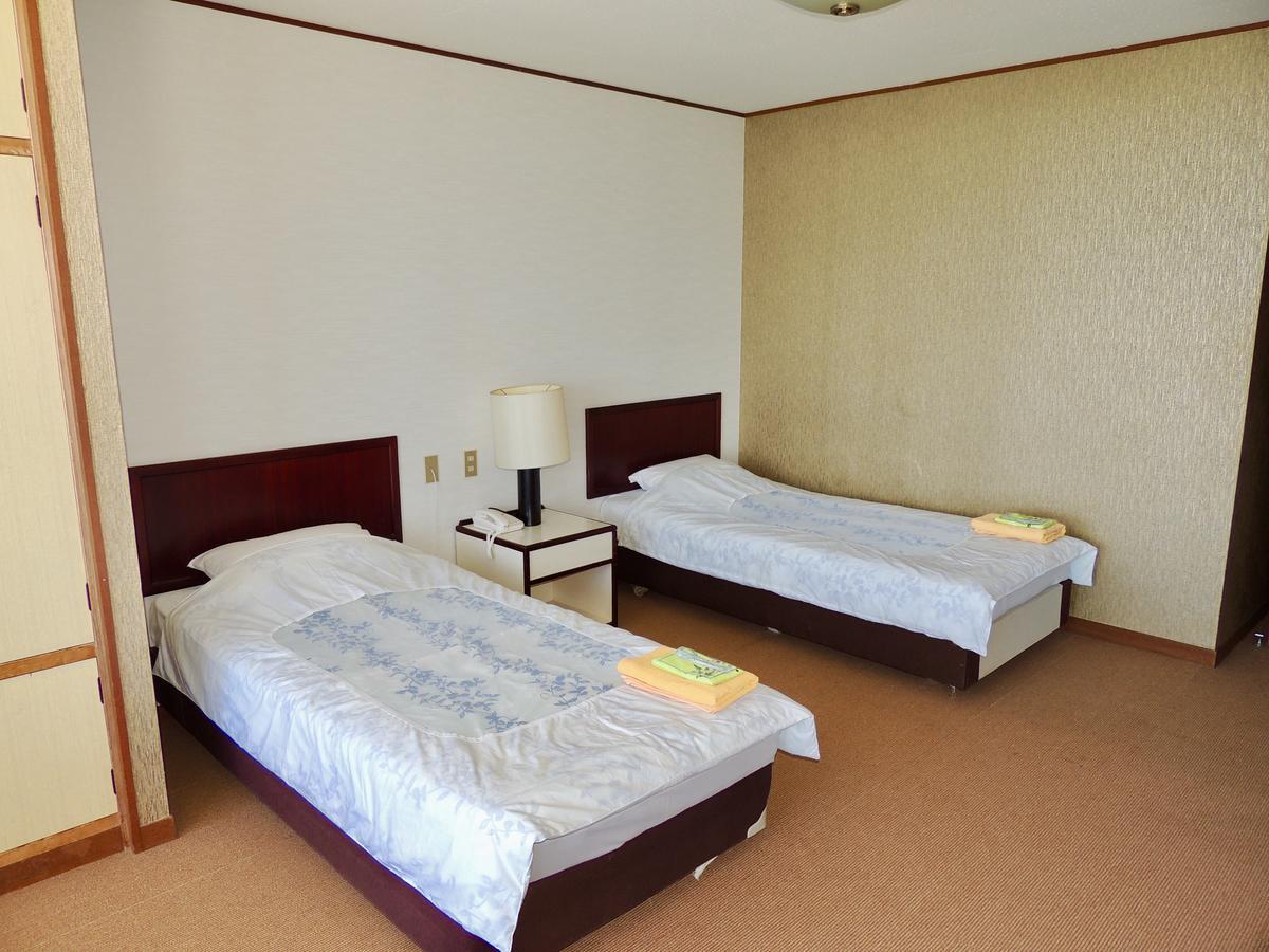 鹤屋酒店 Isozaki 外观 照片